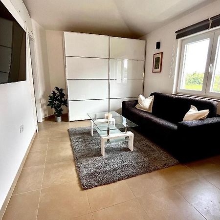 App Sunny Umag Apartment Bagian luar foto